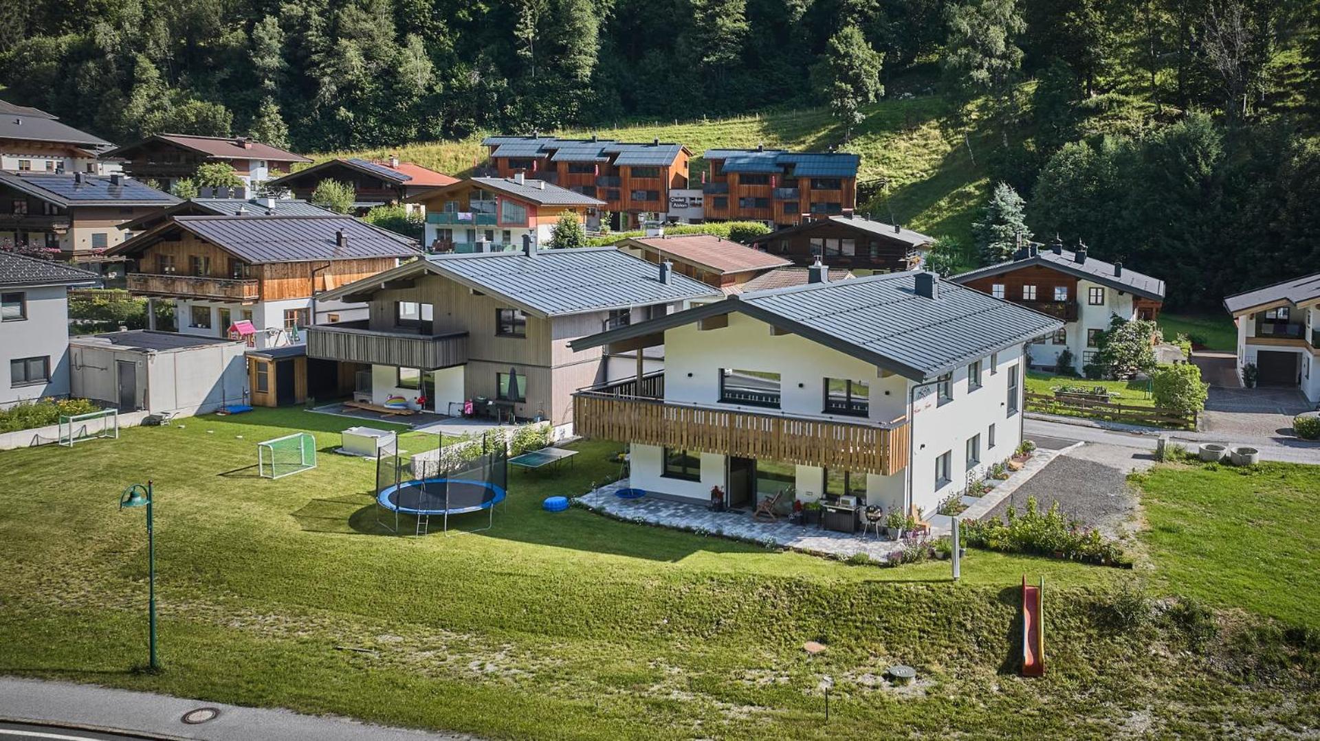 Haus Joan - Apartments Saalbach-Hinterglemm Dış mekan fotoğraf