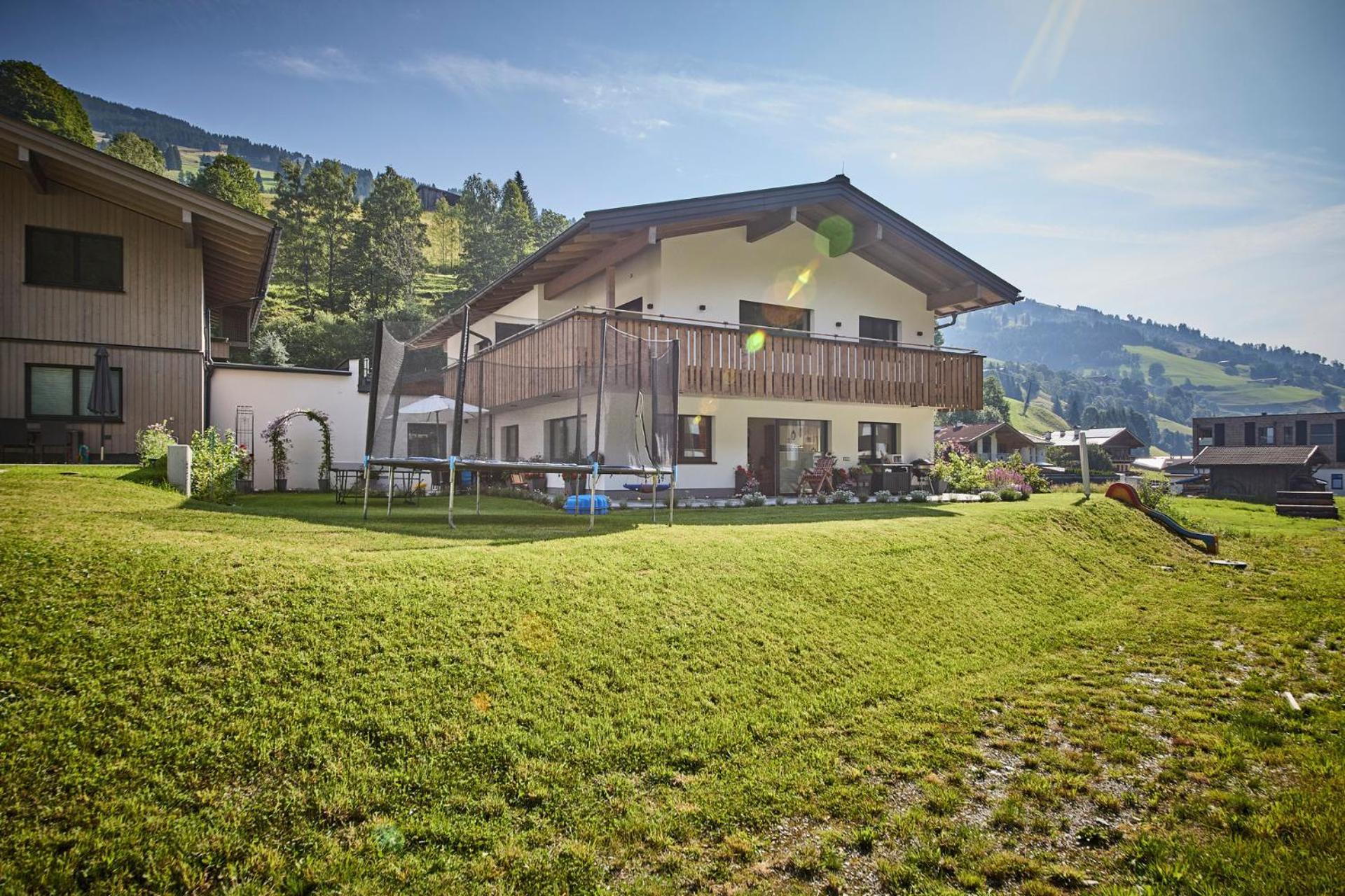 Haus Joan - Apartments Saalbach-Hinterglemm Dış mekan fotoğraf