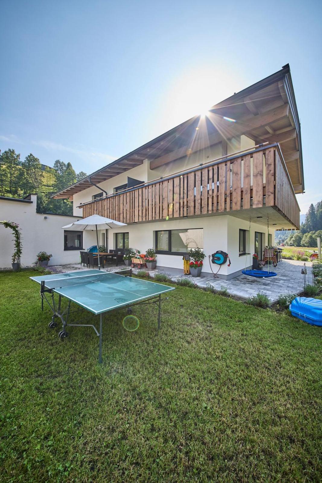 Haus Joan - Apartments Saalbach-Hinterglemm Dış mekan fotoğraf